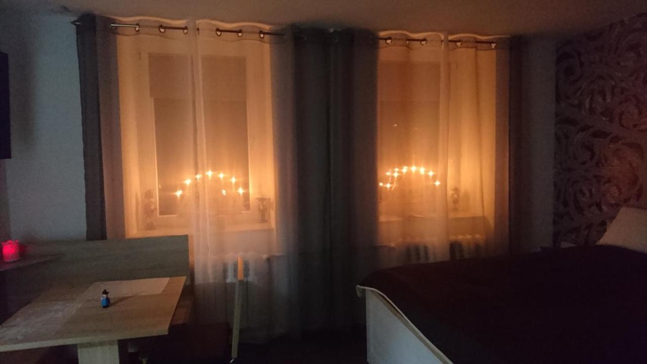Kleine Fewo Peter In Baerenstein Exteriör bild